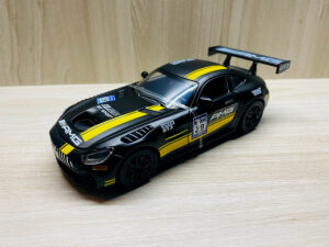 Mercedes-AMG GT3 Racing Die-Cast Model Car (1:32 Scale)